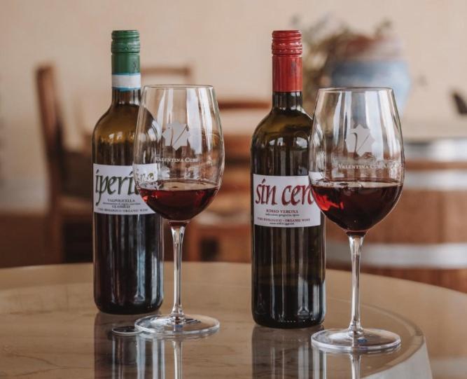 פומאנה Agriturismo Valentina Cubi מראה חיצוני תמונה