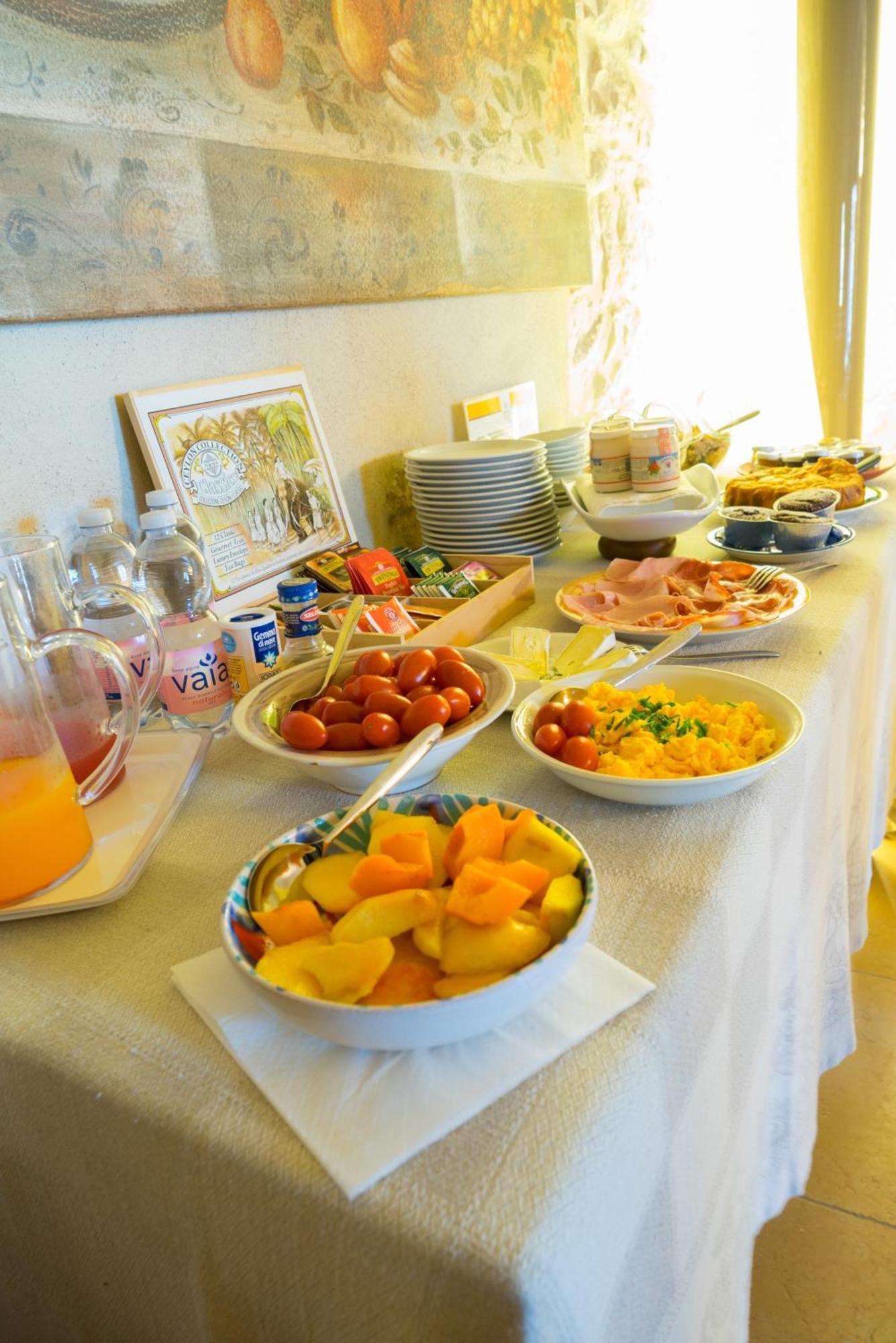 פומאנה Agriturismo Valentina Cubi מראה חיצוני תמונה