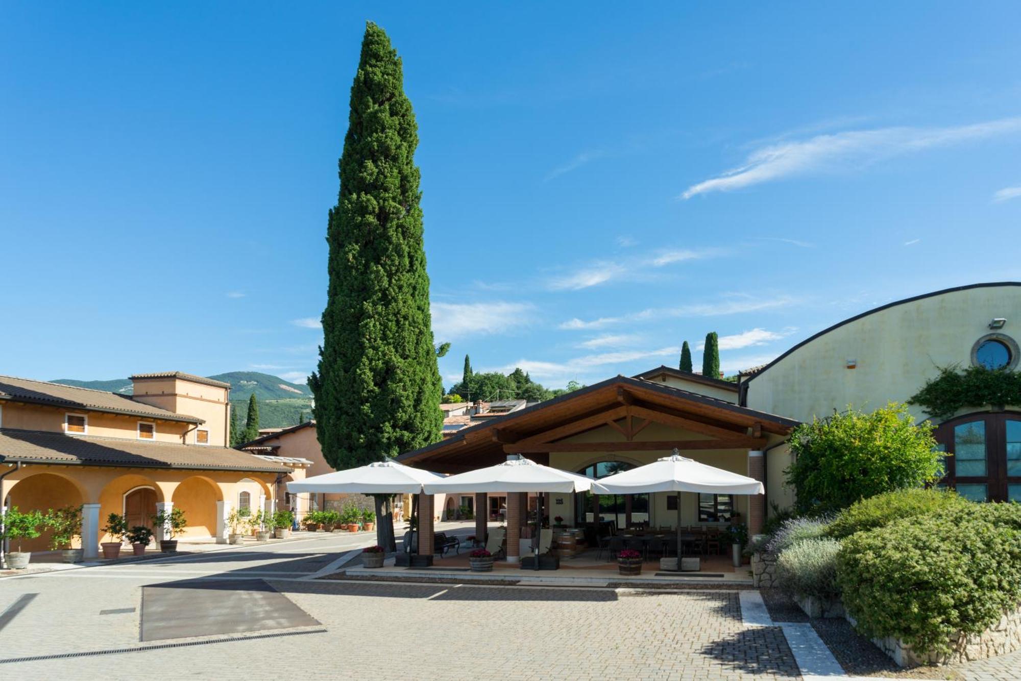 פומאנה Agriturismo Valentina Cubi מראה חיצוני תמונה