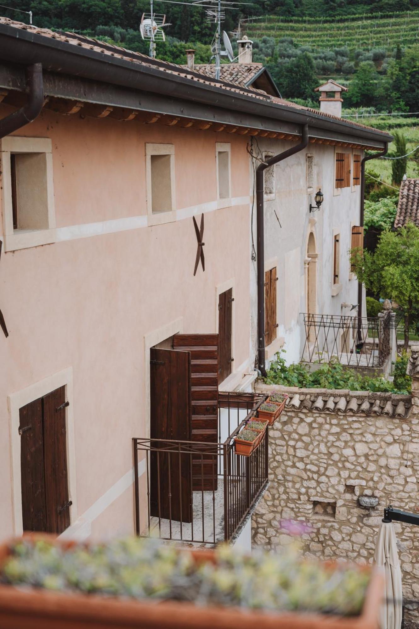 פומאנה Agriturismo Valentina Cubi מראה חיצוני תמונה