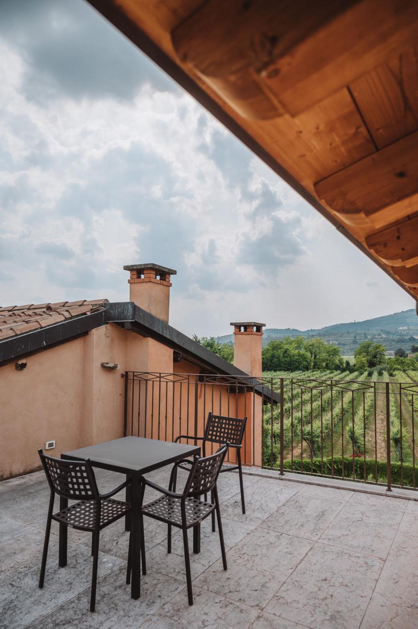 פומאנה Agriturismo Valentina Cubi מראה חיצוני תמונה
