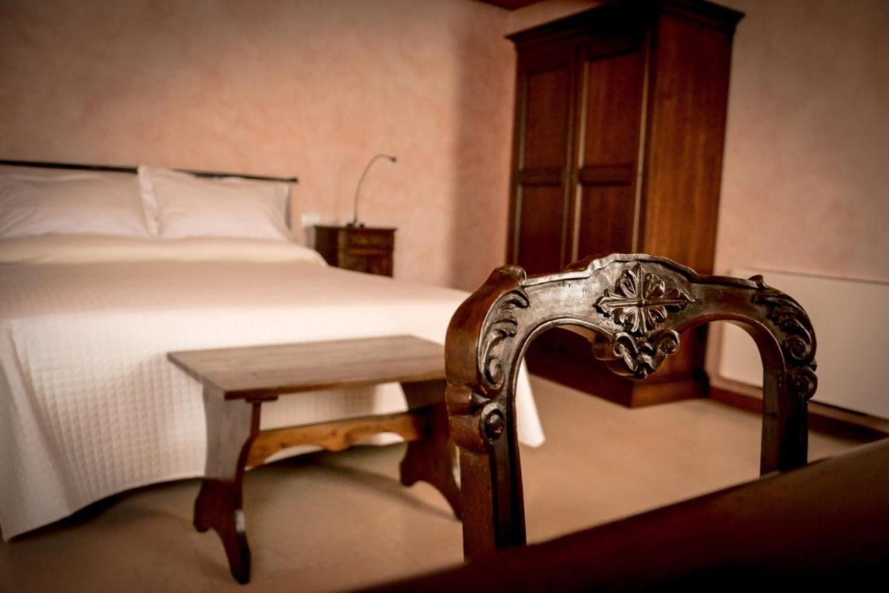 פומאנה Agriturismo Valentina Cubi מראה חיצוני תמונה